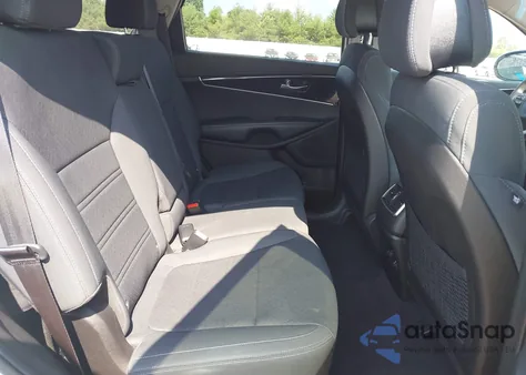 2016 Kia Sorento 2.4L Lx from USA, damaged, VIN 5XYPGDA37GG042826